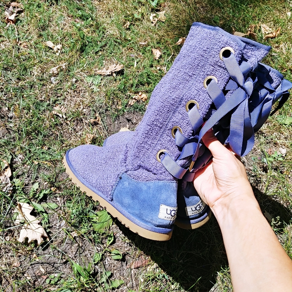 UGG Woman's Heirloom Lace Up Boots